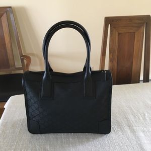 Black Gucci bag